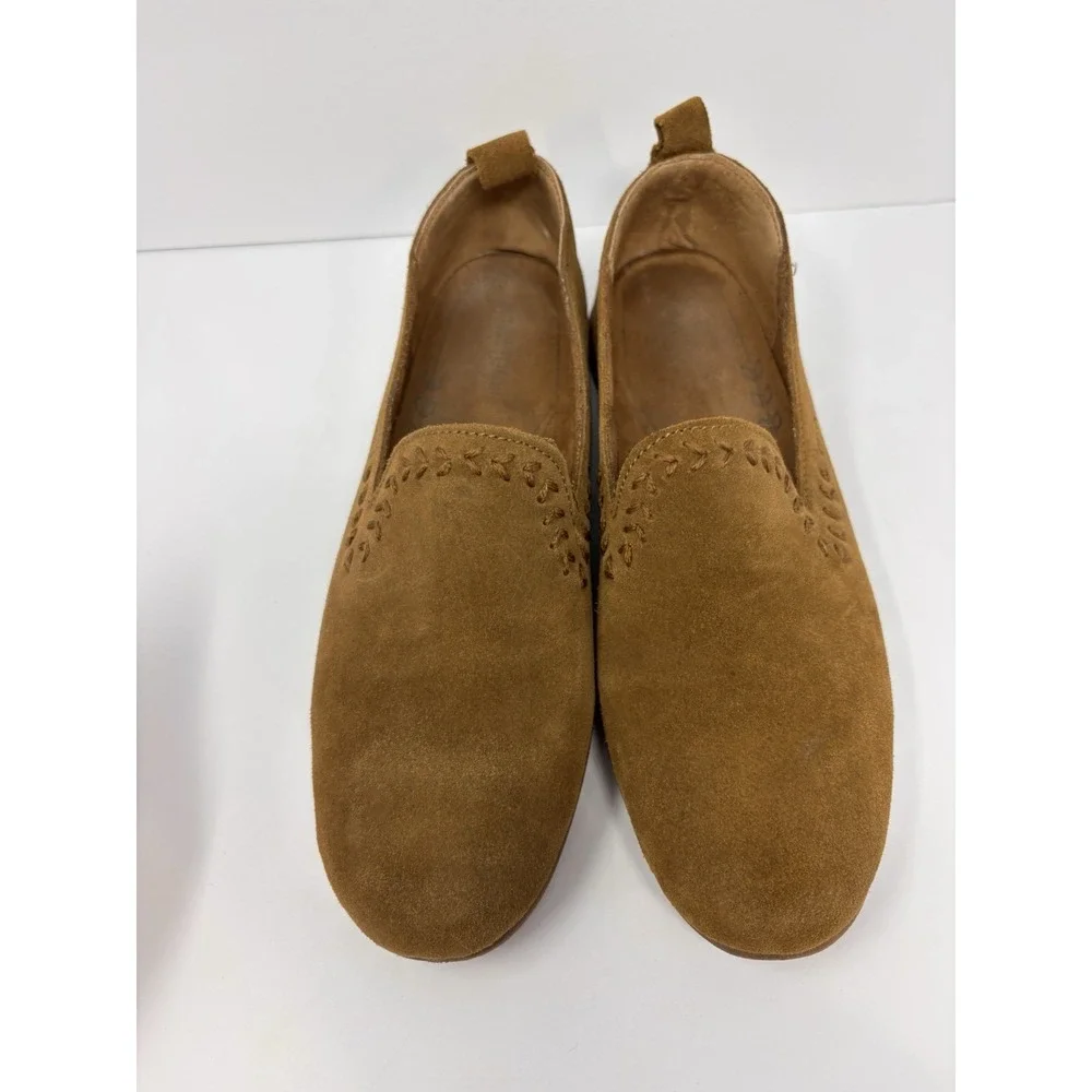 MINNETONKA WOMEN'S SHAY SUEDE SLIP-ON SHOES - ROUND TOE Size 10
